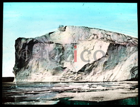 Eisberg | Iceberg - Foto foticon-600-simon-meer-363-012.jpg | foticon.de - Bilddatenbank für Motive aus Geschichte und Kultur